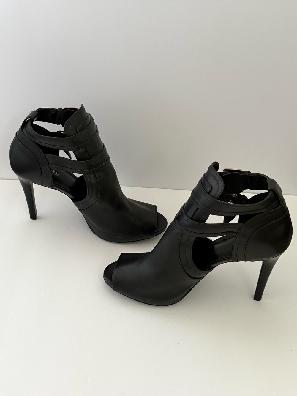 Michael Kors Blaze Black Leather Peep Toe Buckle Ankle Booties 8M